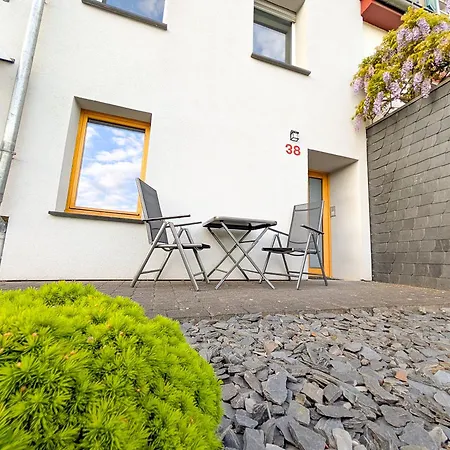 Moselvino Apartman *